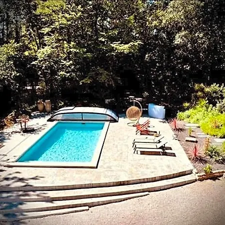 Bed & Breakfast Domaine De La Croix De Saint Lambert 3*